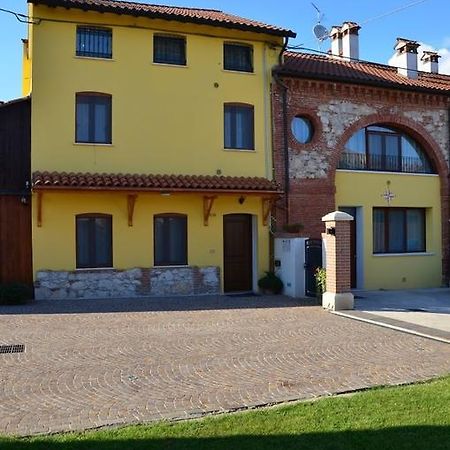 Agriturismo Alla Corte Costabissara Exterior photo